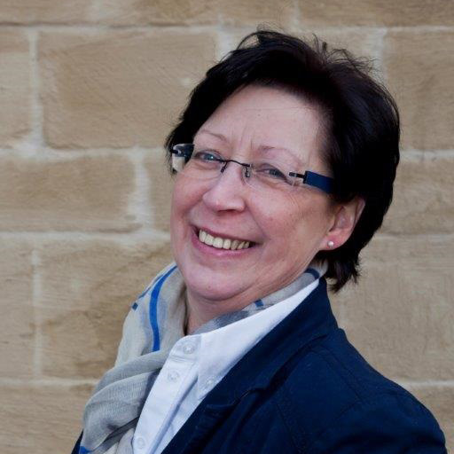  Annette Kroschner